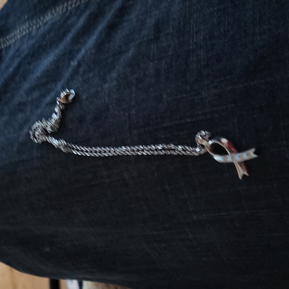 Beautiful silver necklace with diamonds - Picture 3 of 3